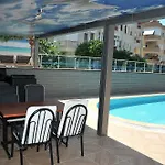 Cleopatra King Aparthotel 4*