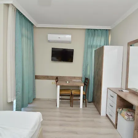 Cleopatra King Αλάνια