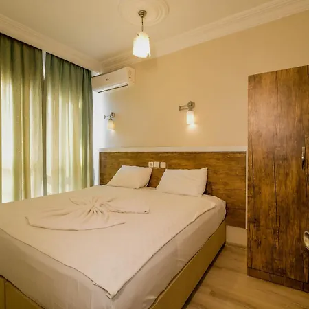 Cleopatra King Αλάνια