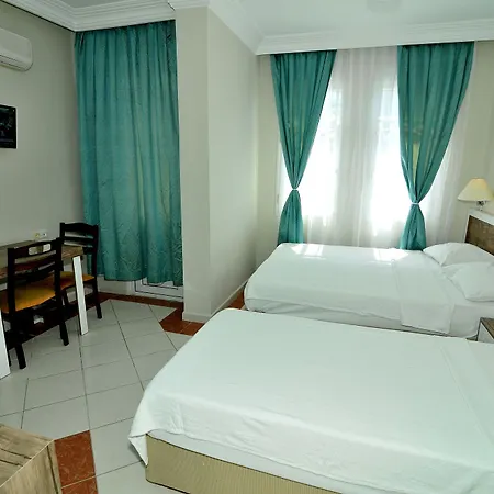 Cleopatra King Lägenhetshotell