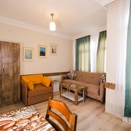 Cleopatra King Aparthotel