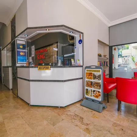 Cleopatra King Aparthotel 4*