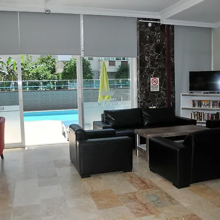 Cleopatra King Aparthotel