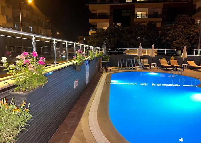 كليوباترا كينغ أبارت 4*